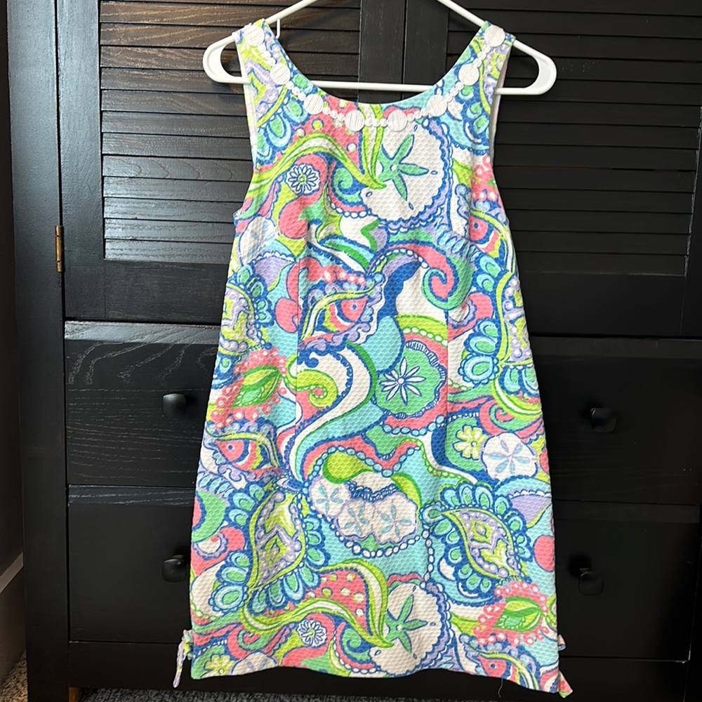 Barely worn Lilly Pulitzer shift dress